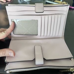Michael Kors Wallet - pink with wristlet handle & phone compartment